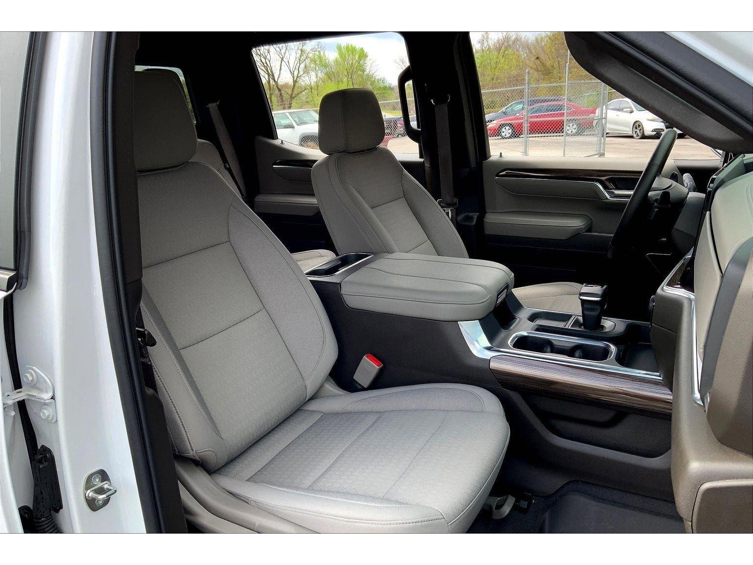 Used 2024 Chevrolet Silverado 1500 RST image 7