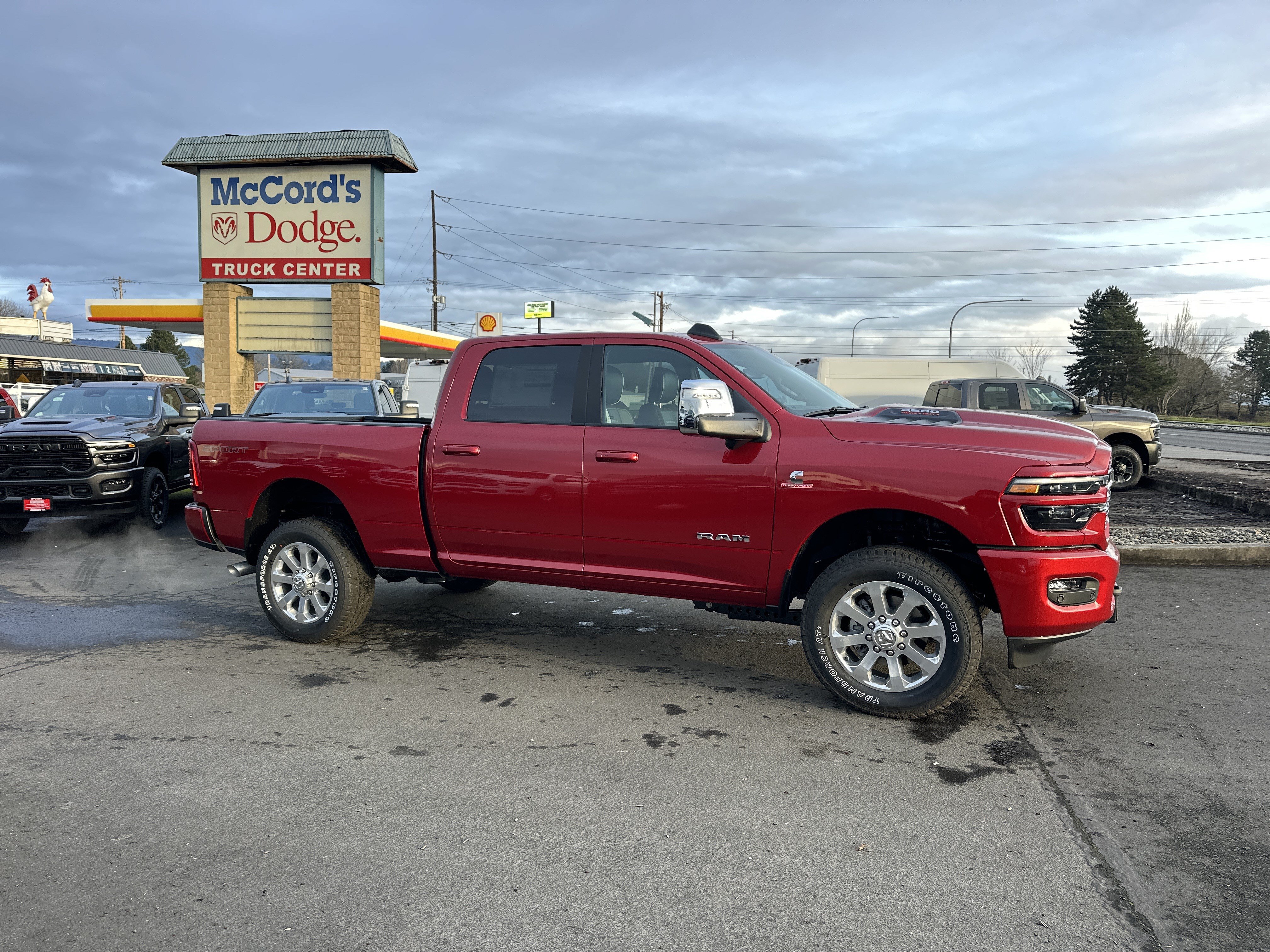 New 2026 RAM 2500 Laramie w/ Sport Appearance Package AWD/4WD image 7