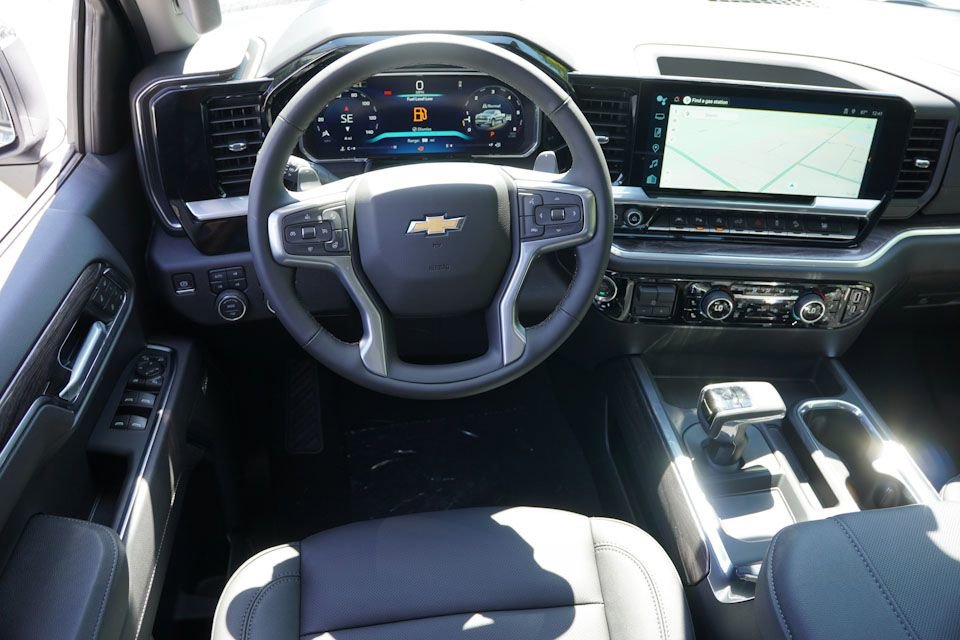 New 2026 Chevrolet Silverado 1500 LTZ w/ LTZ Premium Package image 14