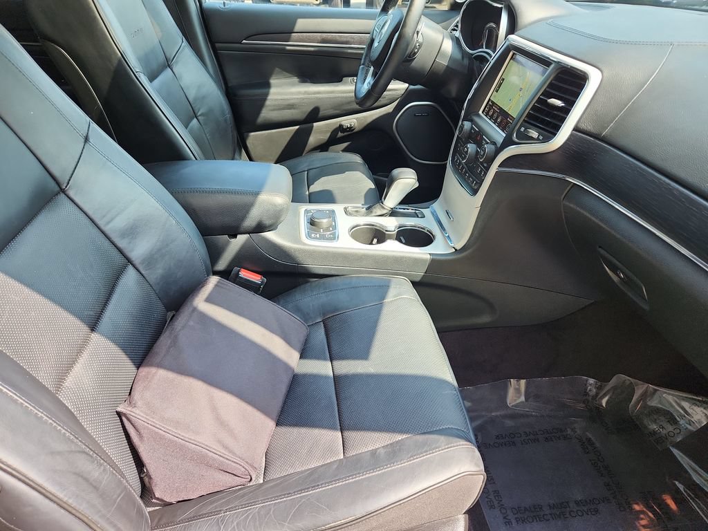Used 2018 Jeep Grand Cherokee Summit w/ Platinum Series Group AWD/4WD image 3