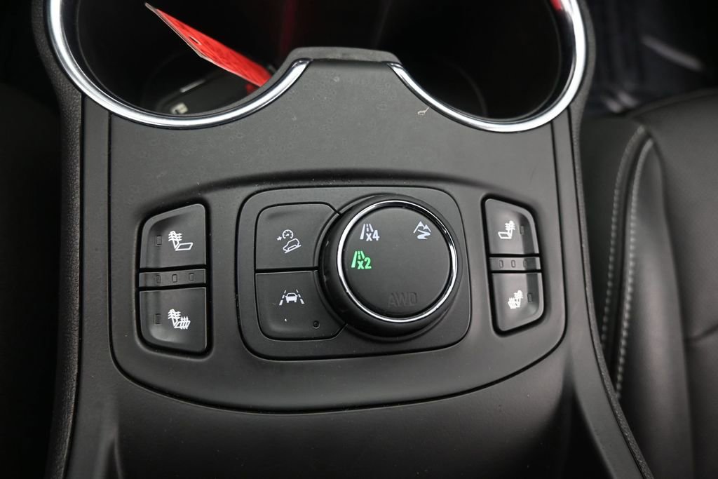 Used 2024 GMC Terrain SLT AWD/4WD image 35