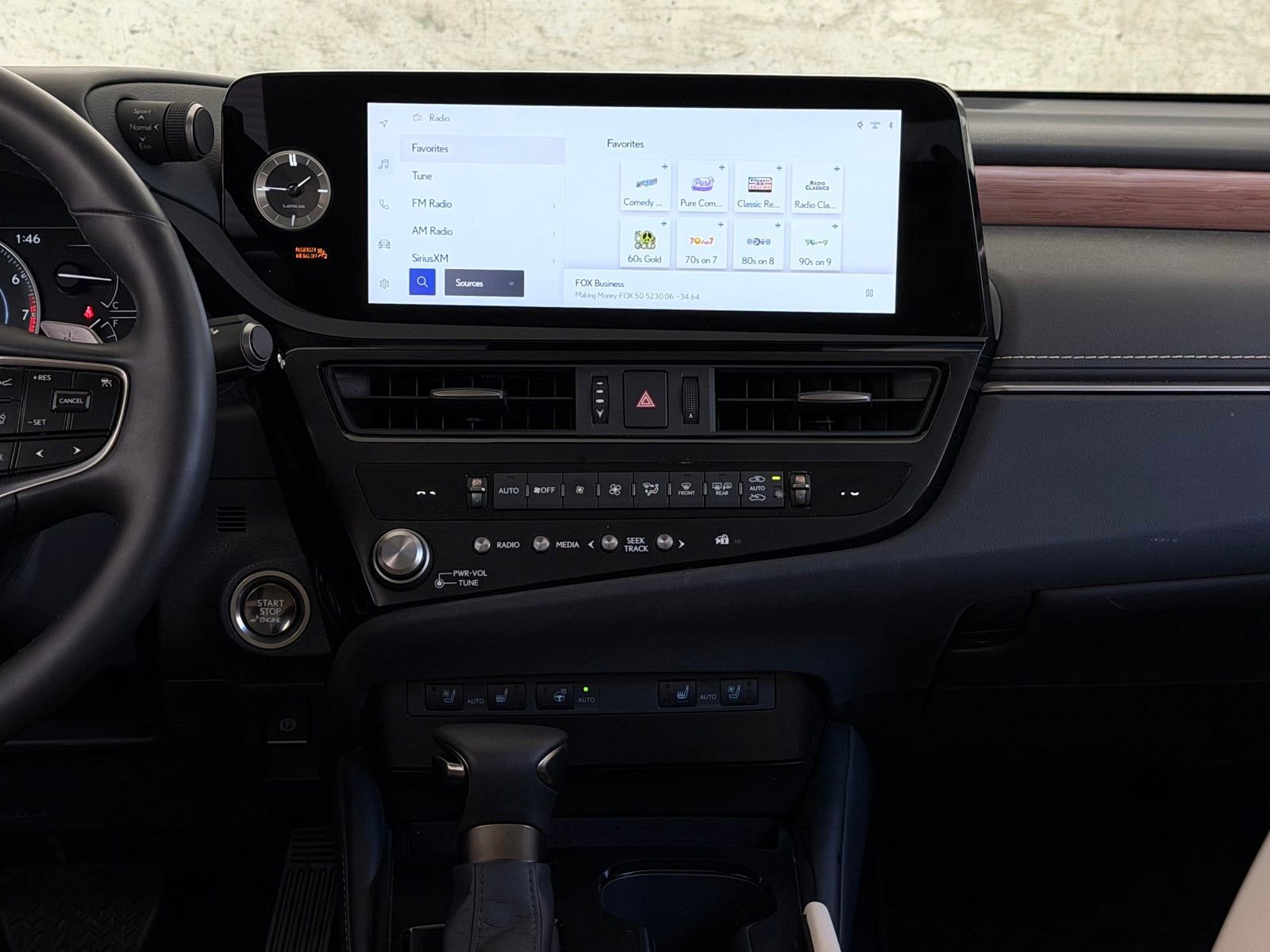 Used 2025 Lexus ES 350 w/ Premium Package image 5