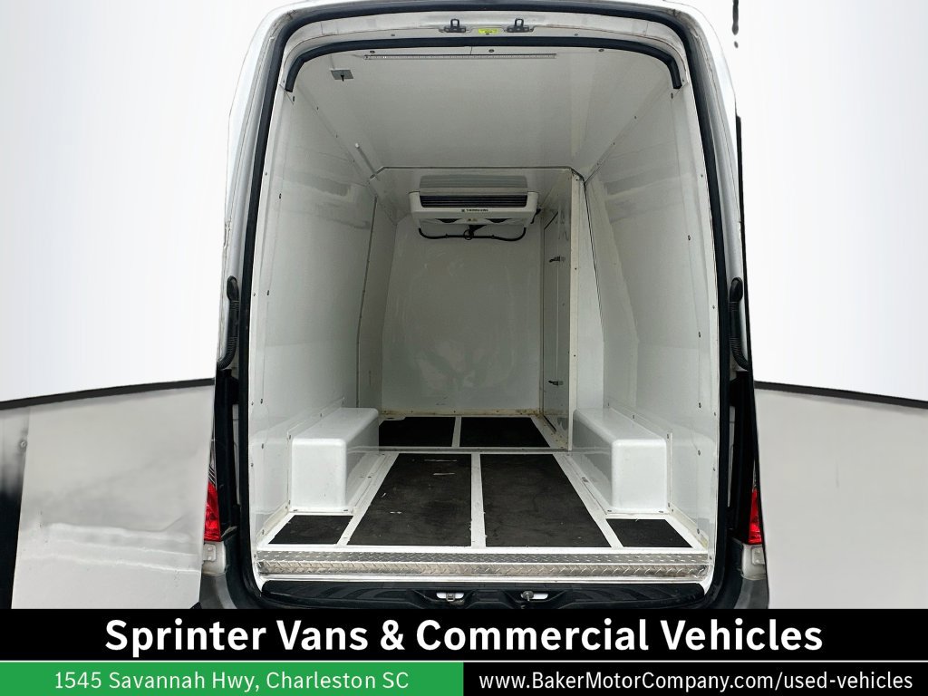 Used 2022 Mercedes-Benz Sprinter 2500 image 23