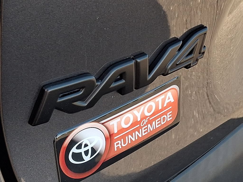 Certified 2024 Toyota RAV4 XLE w/ Weather Package AWD/4WD image 32
