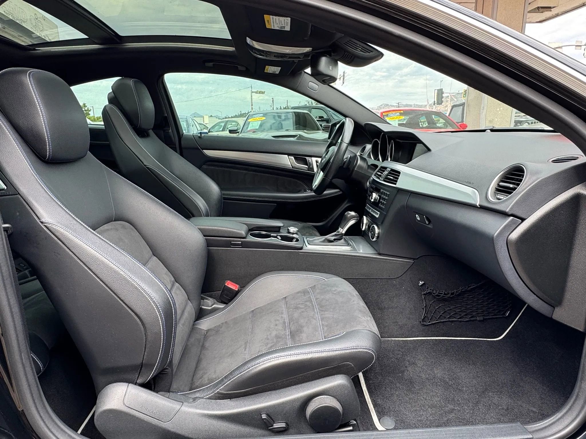 Used 2015 Mercedes-Benz C 250 Coupe image 23