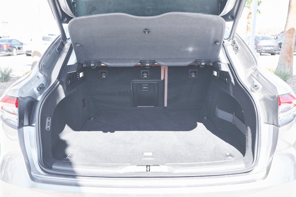 Used 2022 Maserati Levante GT image 22