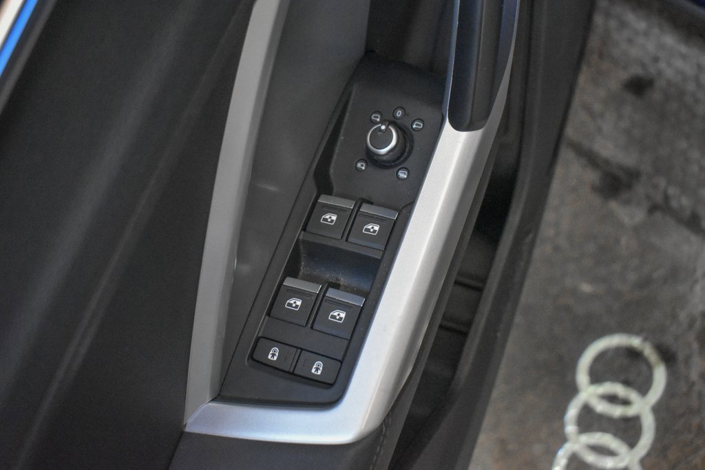 Used 2022 Audi Q3 2.0T Premium Plus w/ Premium Plus Package image 21