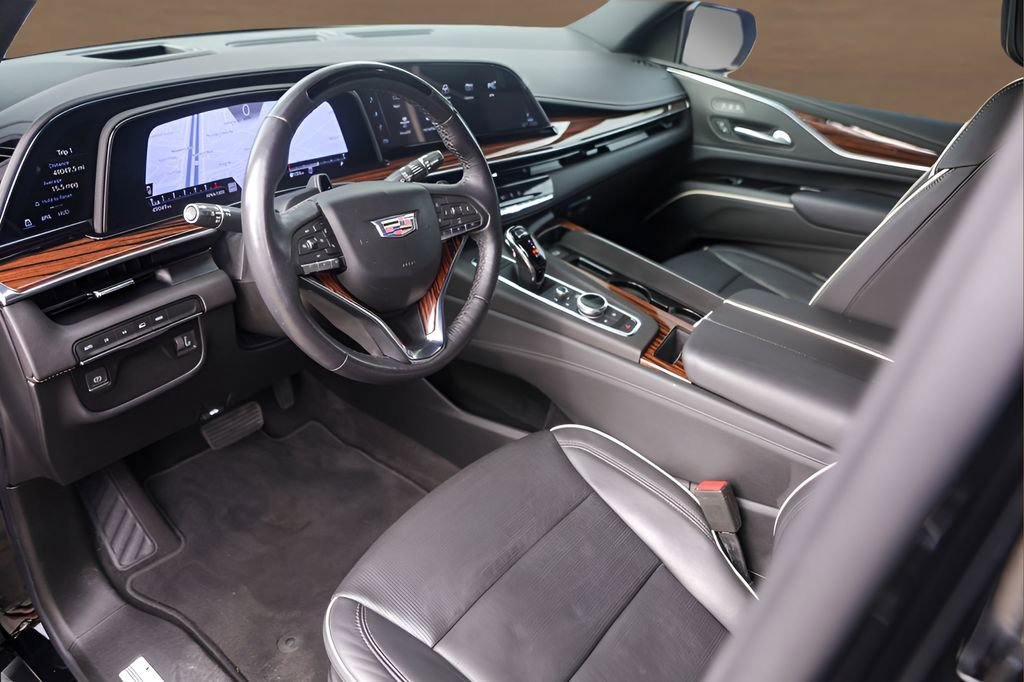 Certified 2022 Cadillac Escalade ESV Premium Luxury AWD/4WD image 10