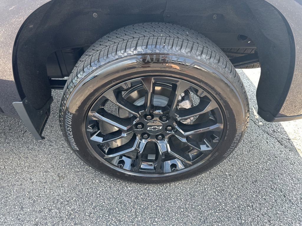 Used 2024 Chevrolet Silverado 1500 LTZ w/ Technology Package image 12