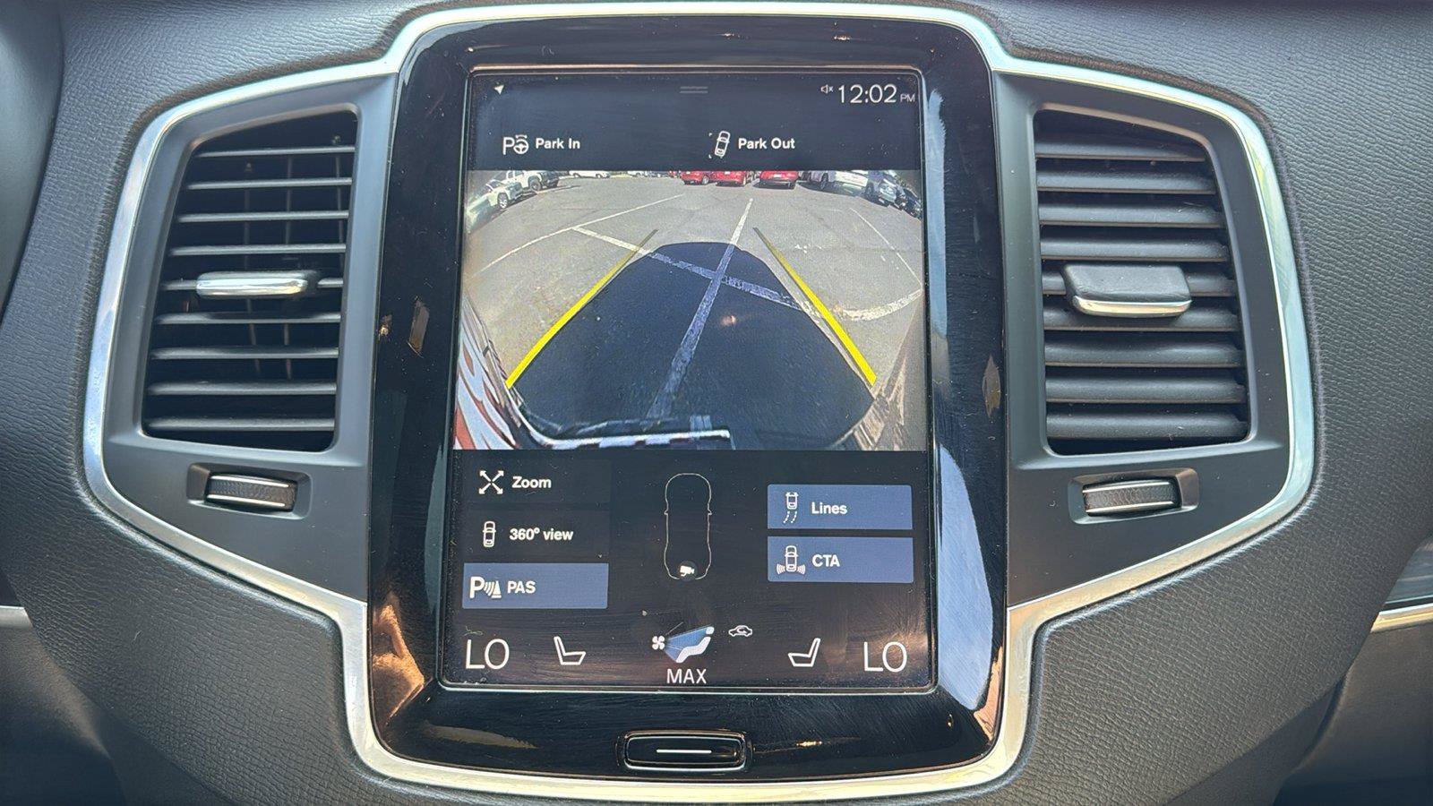 Used 2019 Volvo XC90 T6 Momentum w/ Advanced Package AWD/4WD image 17