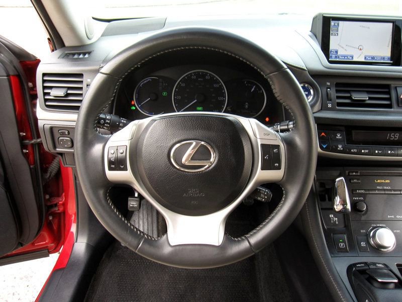 Used 2013 Lexus CT 200h image 19