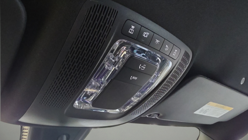Used 2022 Mercedes-Benz GLB 35 AMG 4MATIC image 32