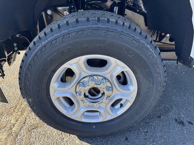 New 2025 Ford F350 XLT w/ FX4 Off-Road Package image 12