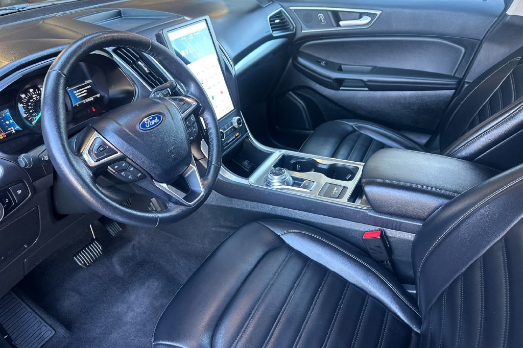 Used 2024 Ford Edge SEL AWD/4WD image 10