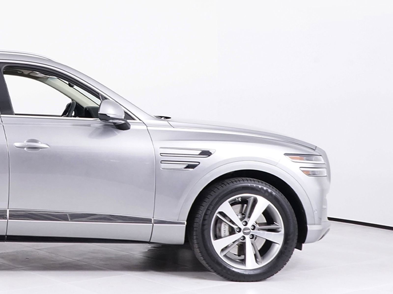 Used 2023 Genesis GV80 2.5T w/ Prestige 20" Package image 15