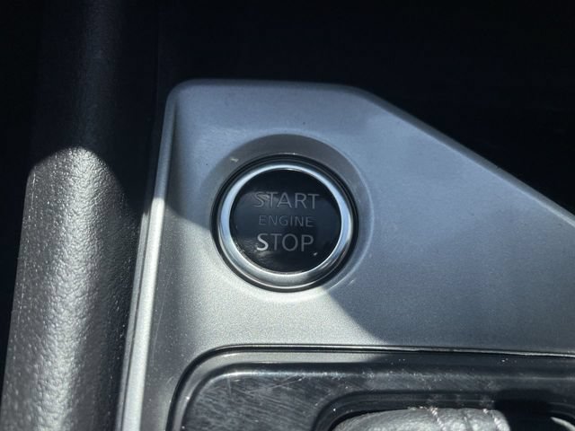 Used 2024 Nissan Altima 2.5 SV FWD image 15