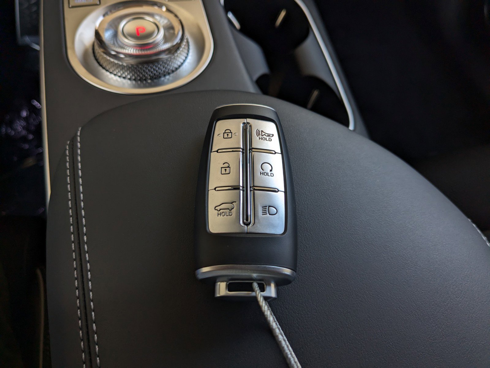 Used 2024 Genesis GV70 3.5T Sport image 31