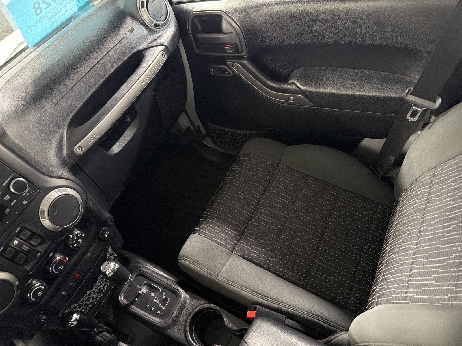 Used 2012 Jeep Wrangler Unlimited Sport AWD/4WD image 11