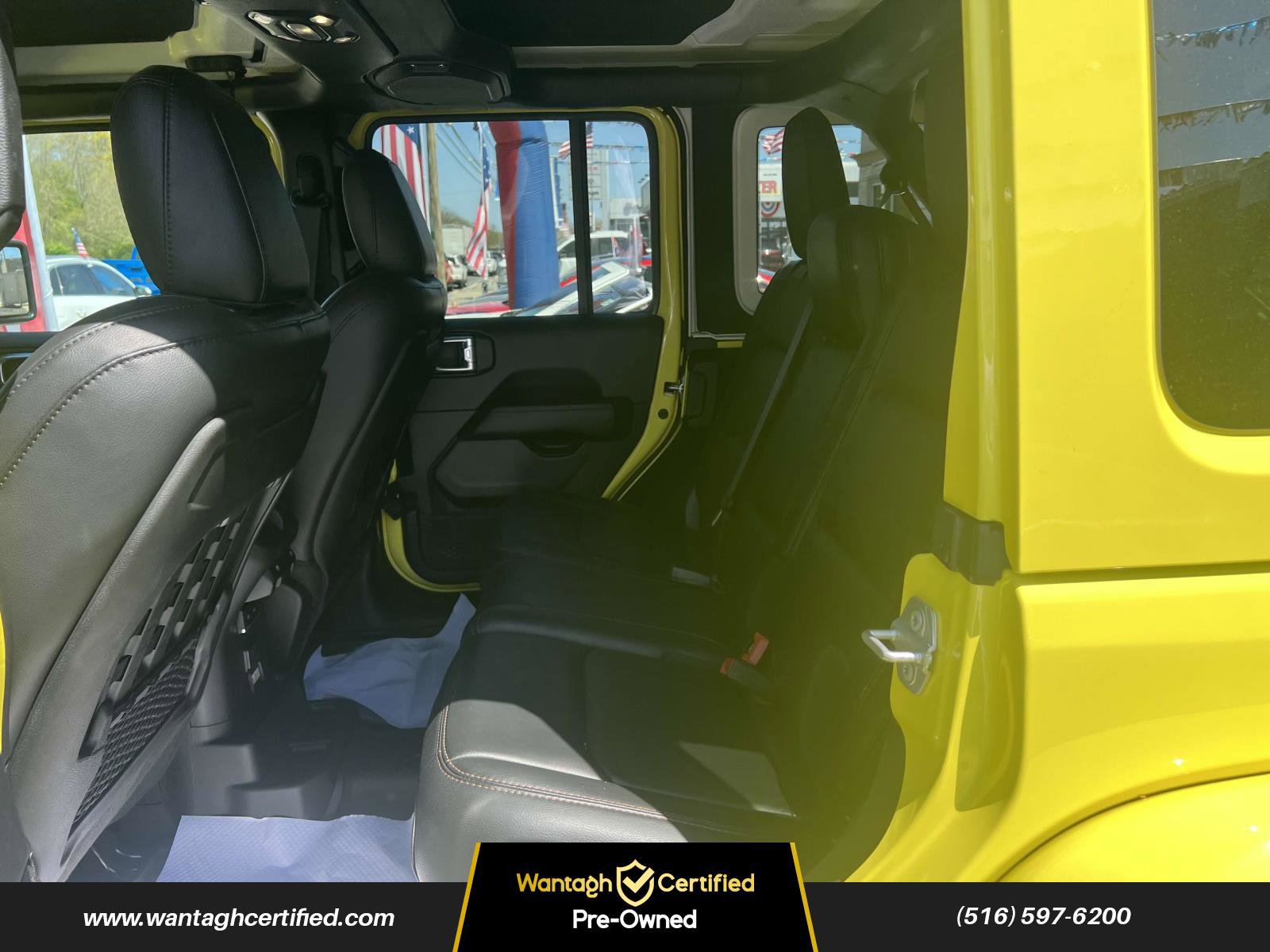 Used 2022 Jeep Wrangler Unlimited Rubicon w/ Xtreme Recon 35" Tire Package image 13