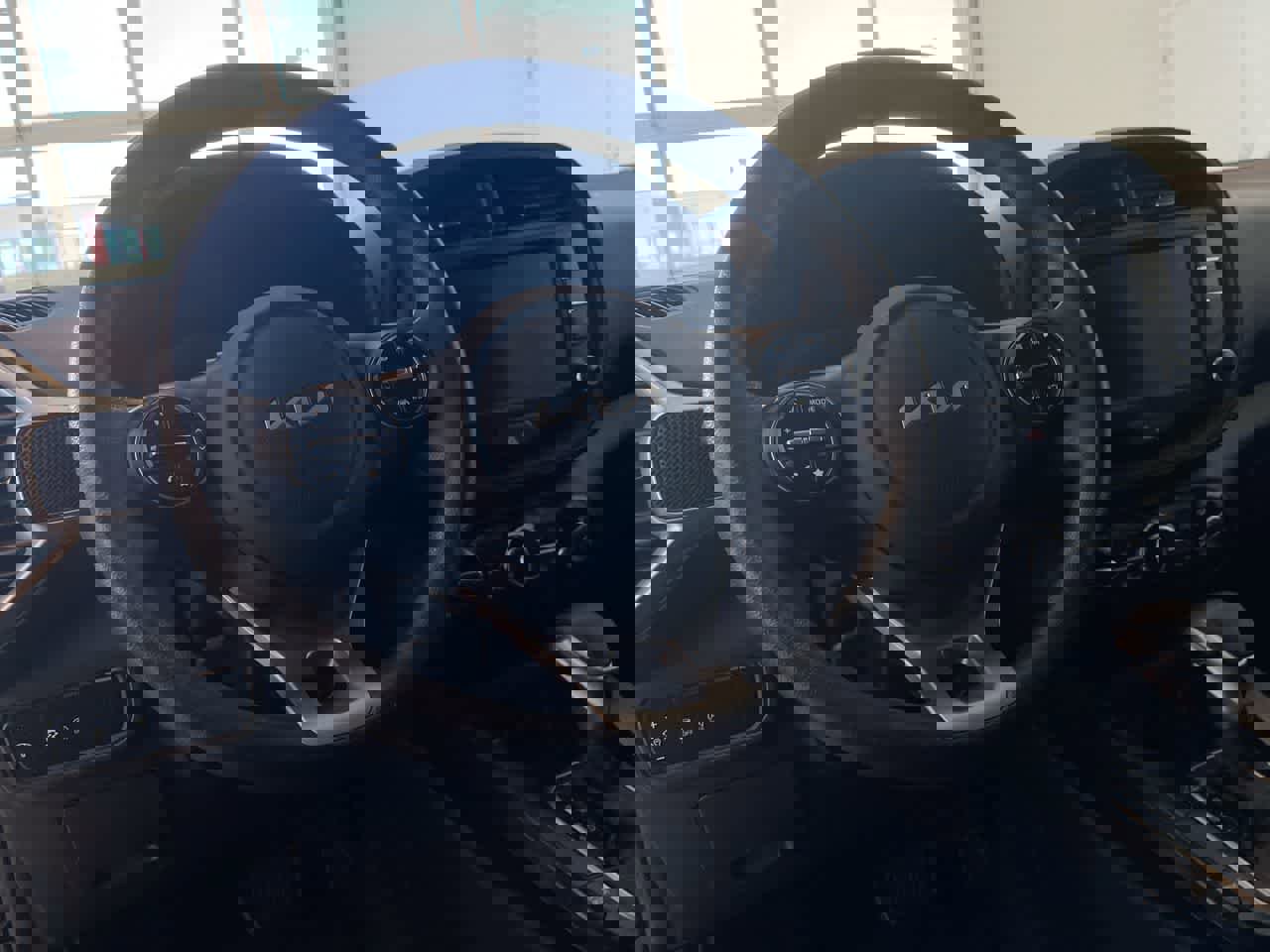 Used 2024 Kia Soul LX w/ Option Group 015 image 14