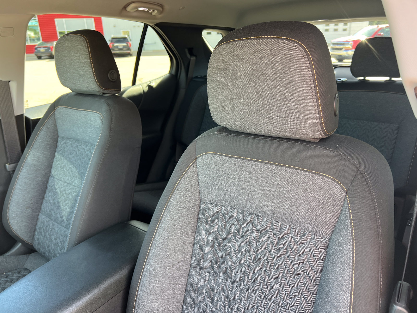 Used 2024 Chevrolet Equinox LT AWD/4WD image 15