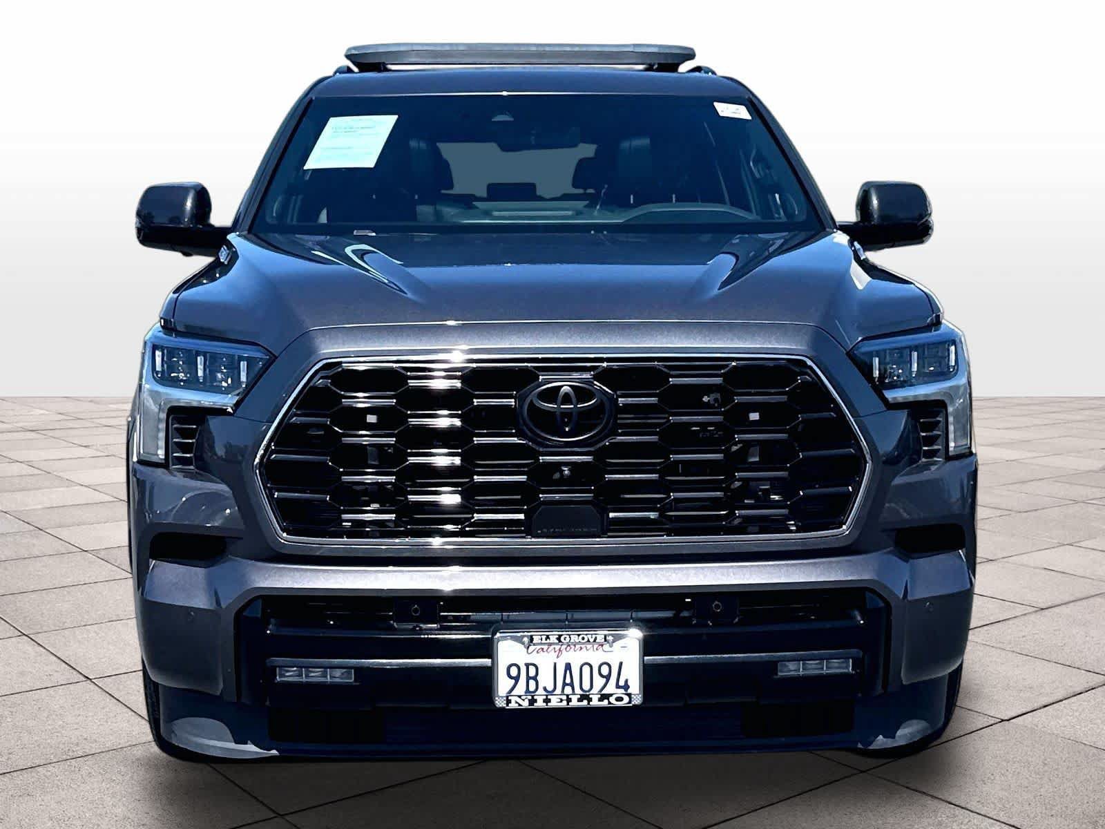 Used 2024 Toyota Sequoia Platinum AWD/4WD image 2