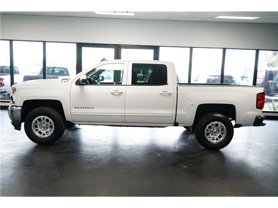Used 2017 Chevrolet Silverado 1500 LT w/ All Star Edition RWD image 4