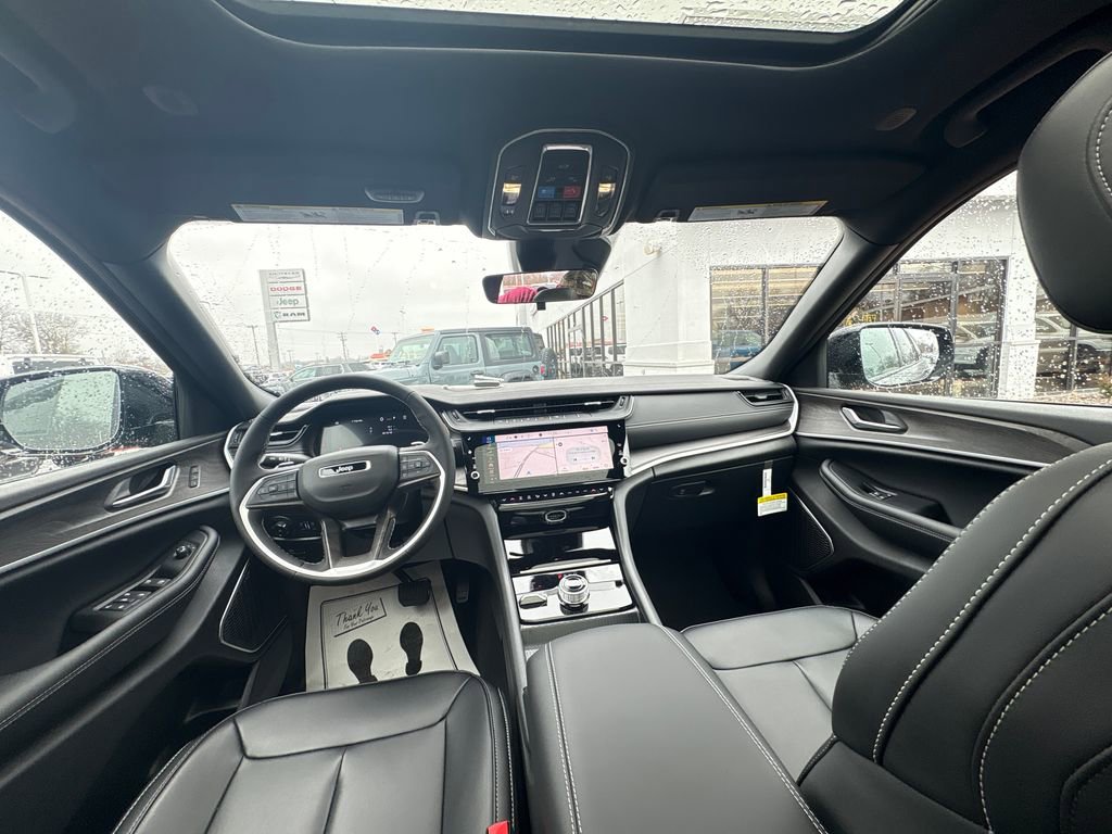 New 2026 Jeep Grand Cherokee L Limited image 12