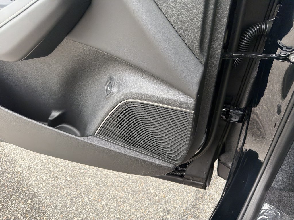New 2026 Acura MDX w/ Technology Package FWD image 24