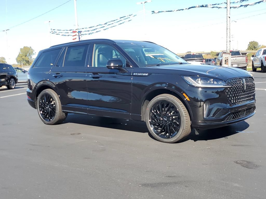 New 2025 Lincoln Aviator Reserve w/ Equipment Group 201A AWD/4WD image 2