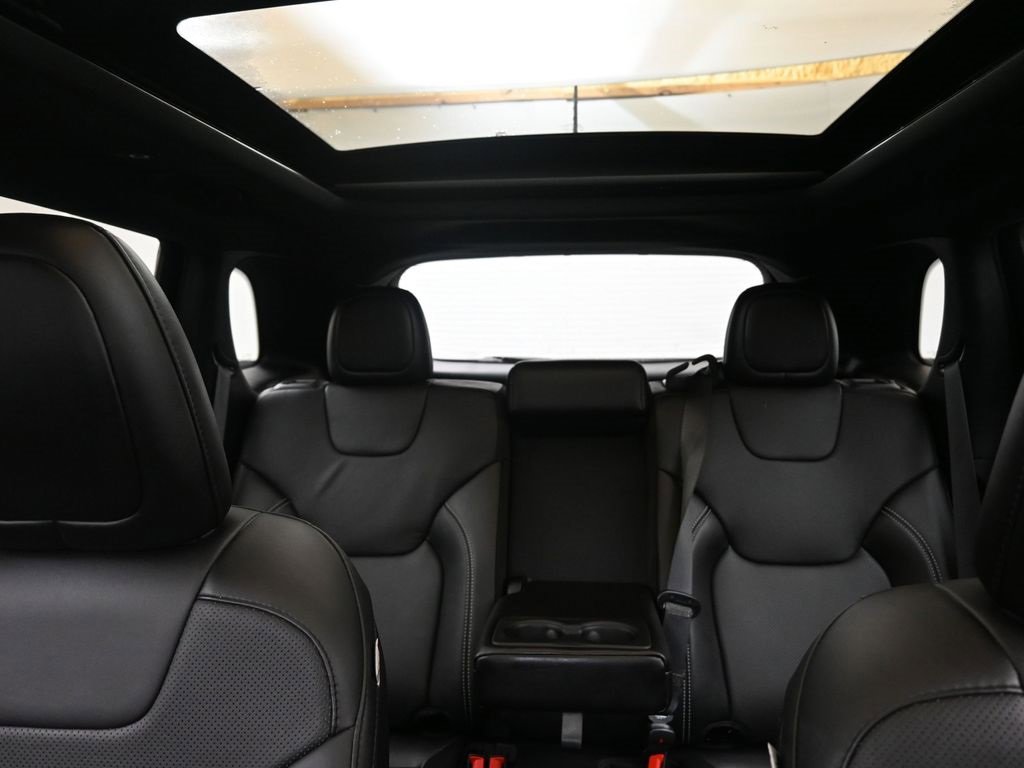 Used 2021 Jeep Cherokee Latitude Lux 80th Anniv w/ Quick Order Package 26U 80TH image 39