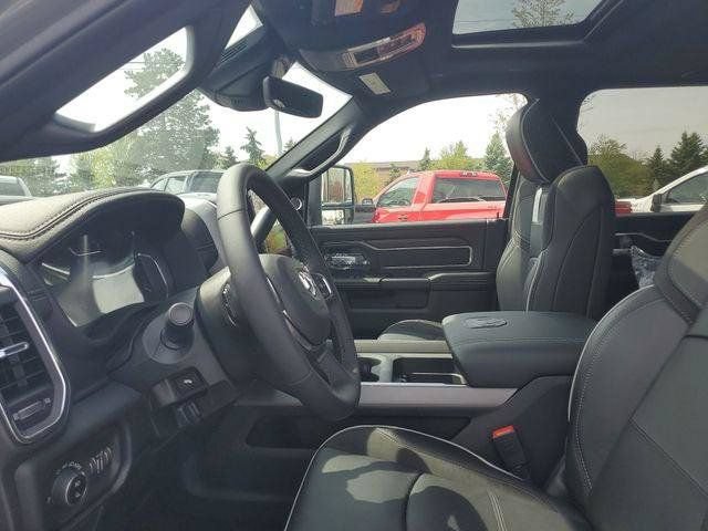New 2026 RAM 2500 Laramie AWD/4WD image 17