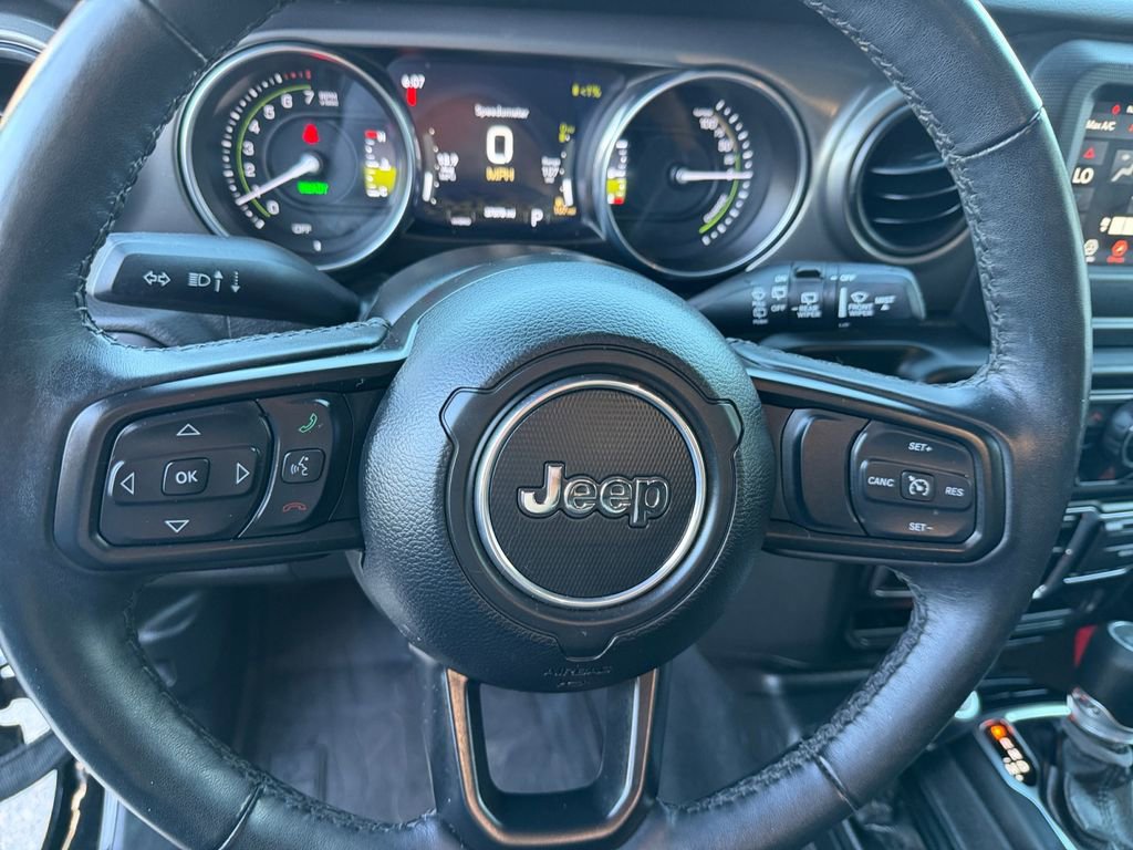 Used 2023 Jeep Wrangler Unlimited w/ Cold Weather Group AWD/4WD image 34