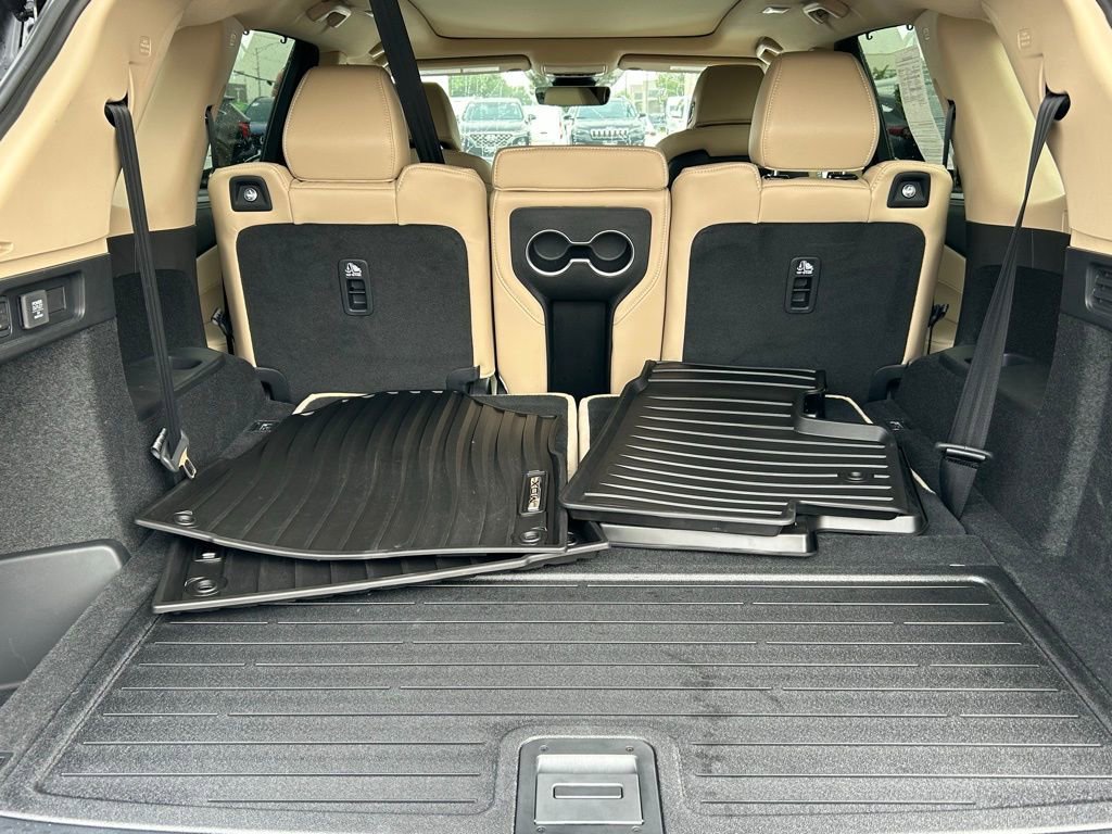 Used 2024 Acura MDX SH-AWD w/ Technology Package image 20