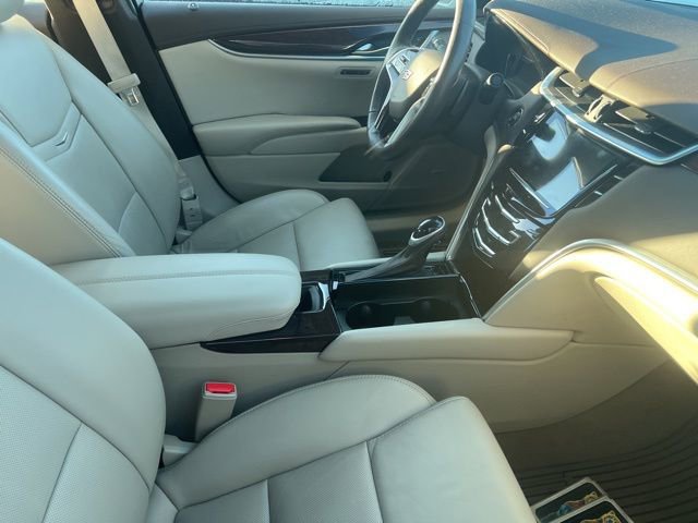 Used 2017 Cadillac XTS Luxury w/ Driver Awareness Package image 18