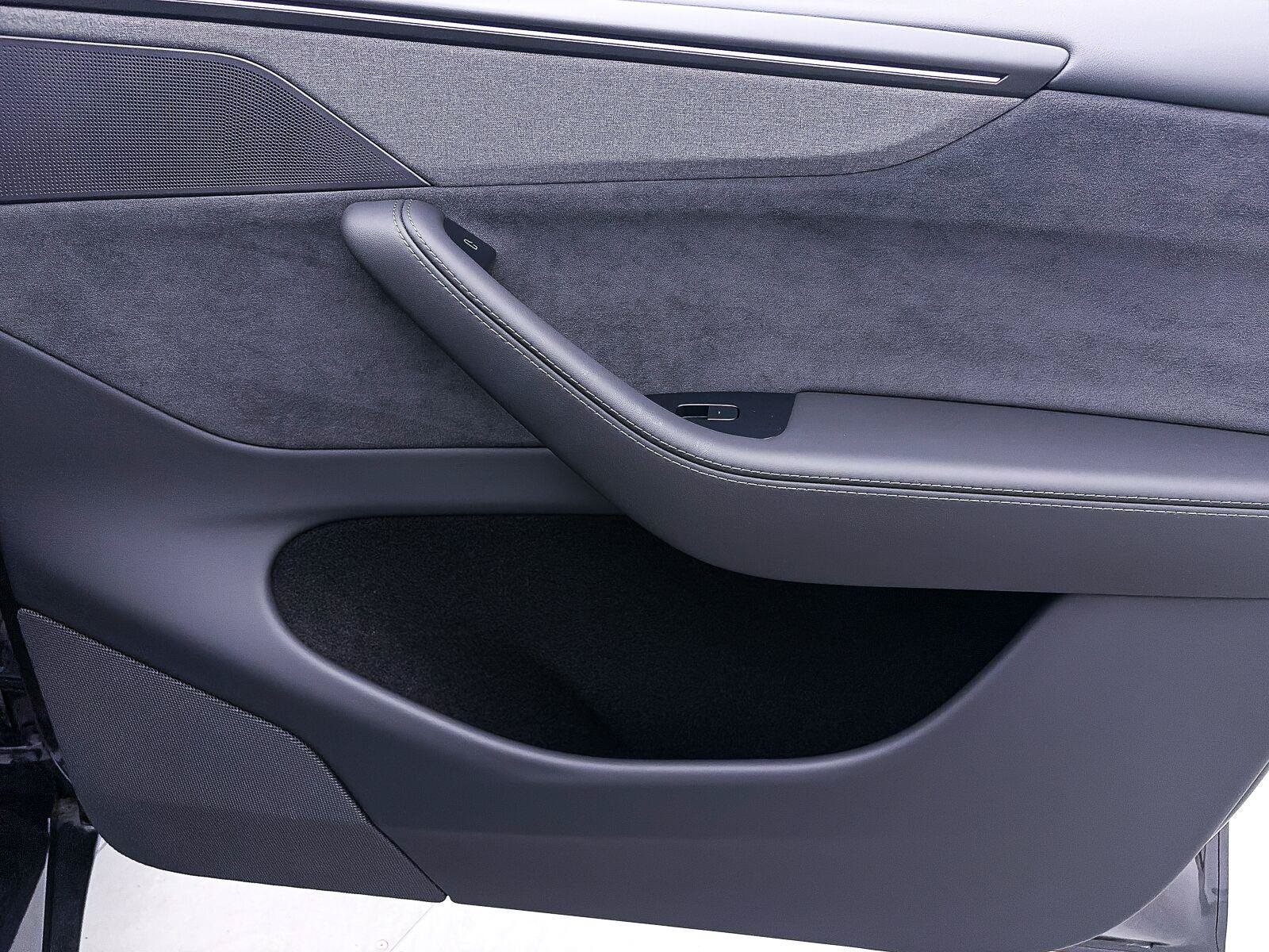 Used 2026 Tesla Model Y 2WD image 30