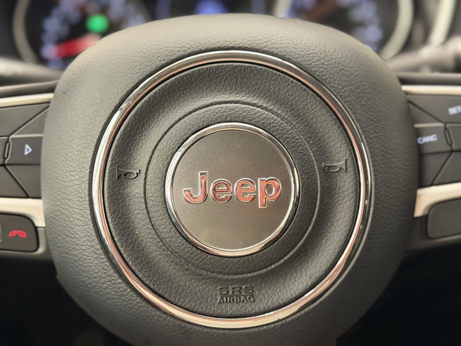 Used 2019 Jeep Compass Latitude image 15