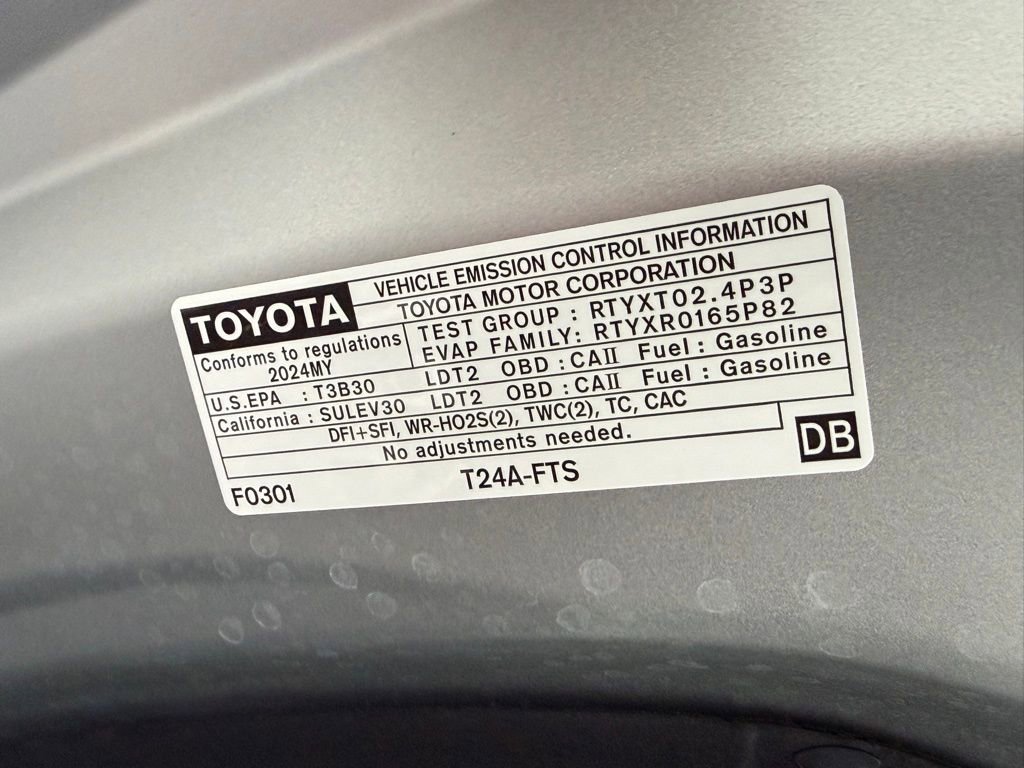 Used 2024 Toyota Highlander XLE image 38