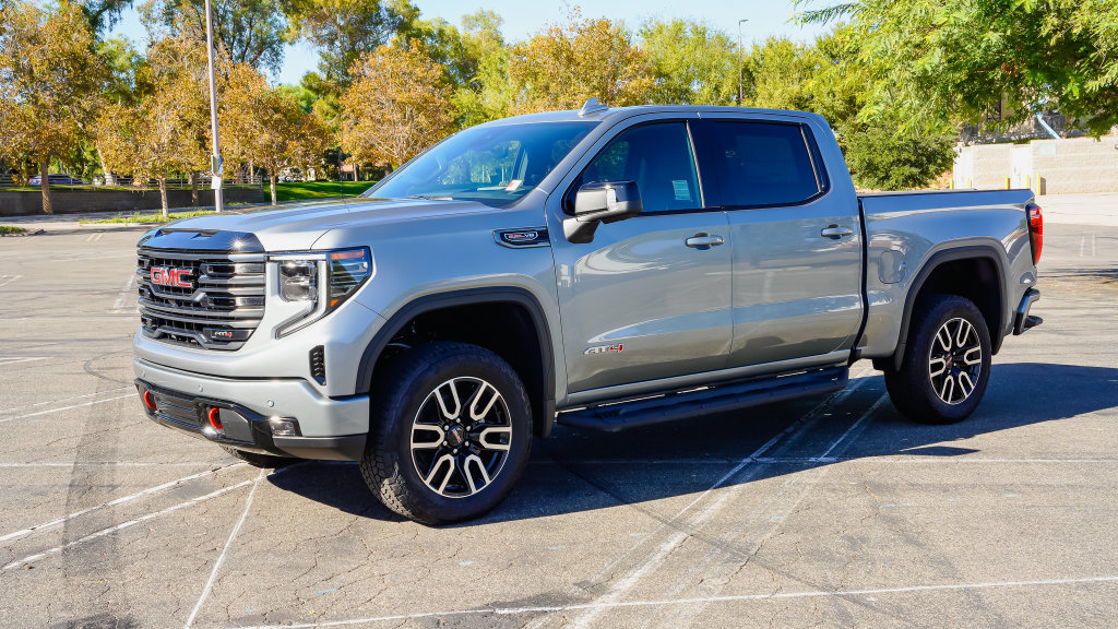 New 2026 GMC Sierra 1500 AT4 w/ AT4 Premium Package AWD/4WD image 3