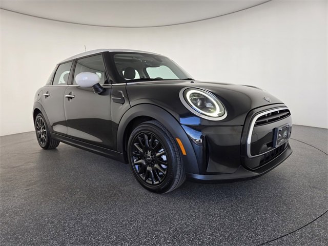 Used 2023 MINI Cooper 4-Door Hardtop image 15