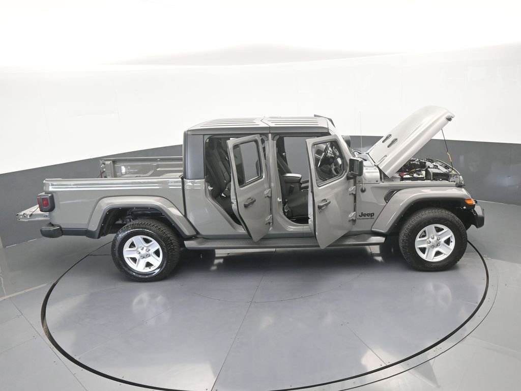 Used 2022 Jeep Gladiator Sport AWD/4WD image 64