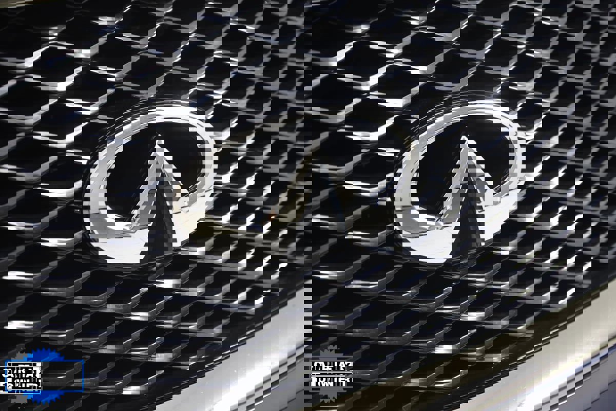 Used 2021 INFINITI QX80 Premium Select w/ All-Season Package image 19