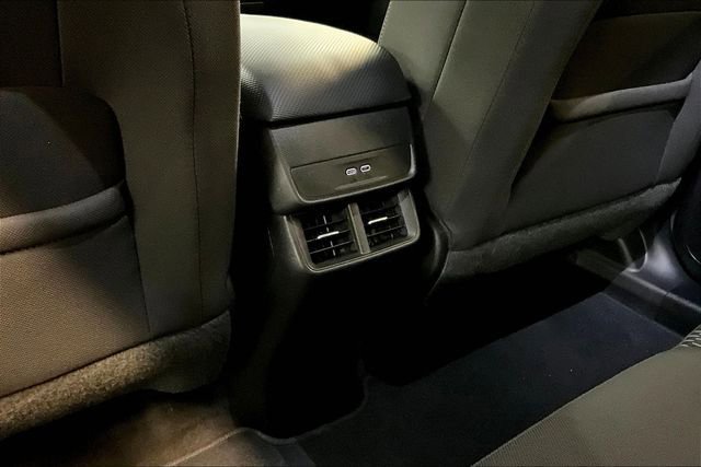 Certified 2026 Chevrolet Equinox LT AWD/4WD image 10