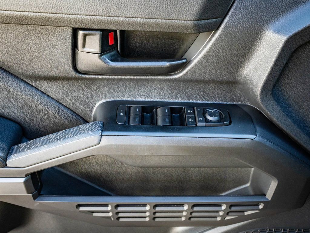 Used 2025 Toyota Tacoma SR5 image 23