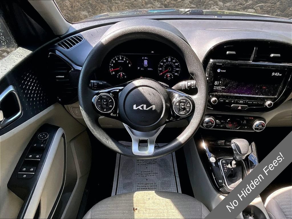 Used 2022 Kia Soul S FWD image 5