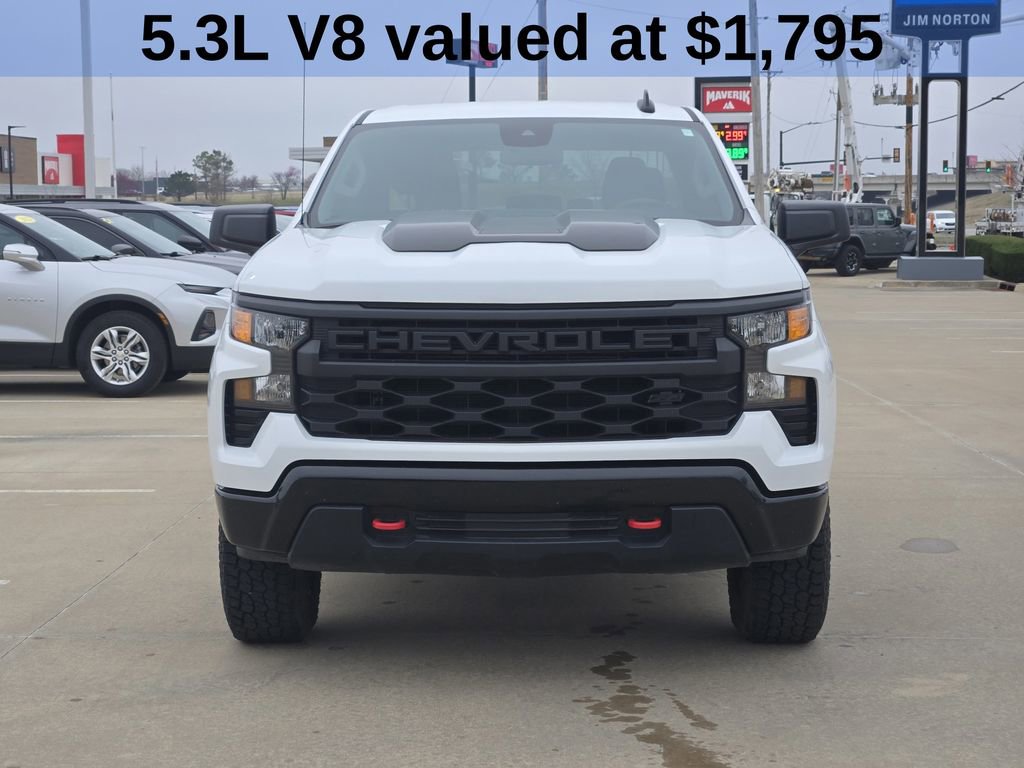 Used 2024 Chevrolet Silverado 1500 Custom Trail Boss w/ LPO, Dark Essentials Package image 3