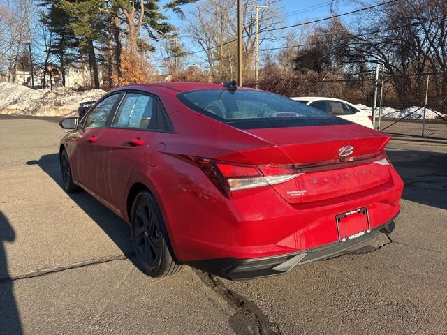 Certified 2023 Hyundai Elantra SEL w/ Cargo Package image 4