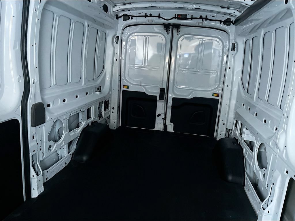 Used 2024 Ford Transit 250 148 Medium Roof Extended AWD image 25