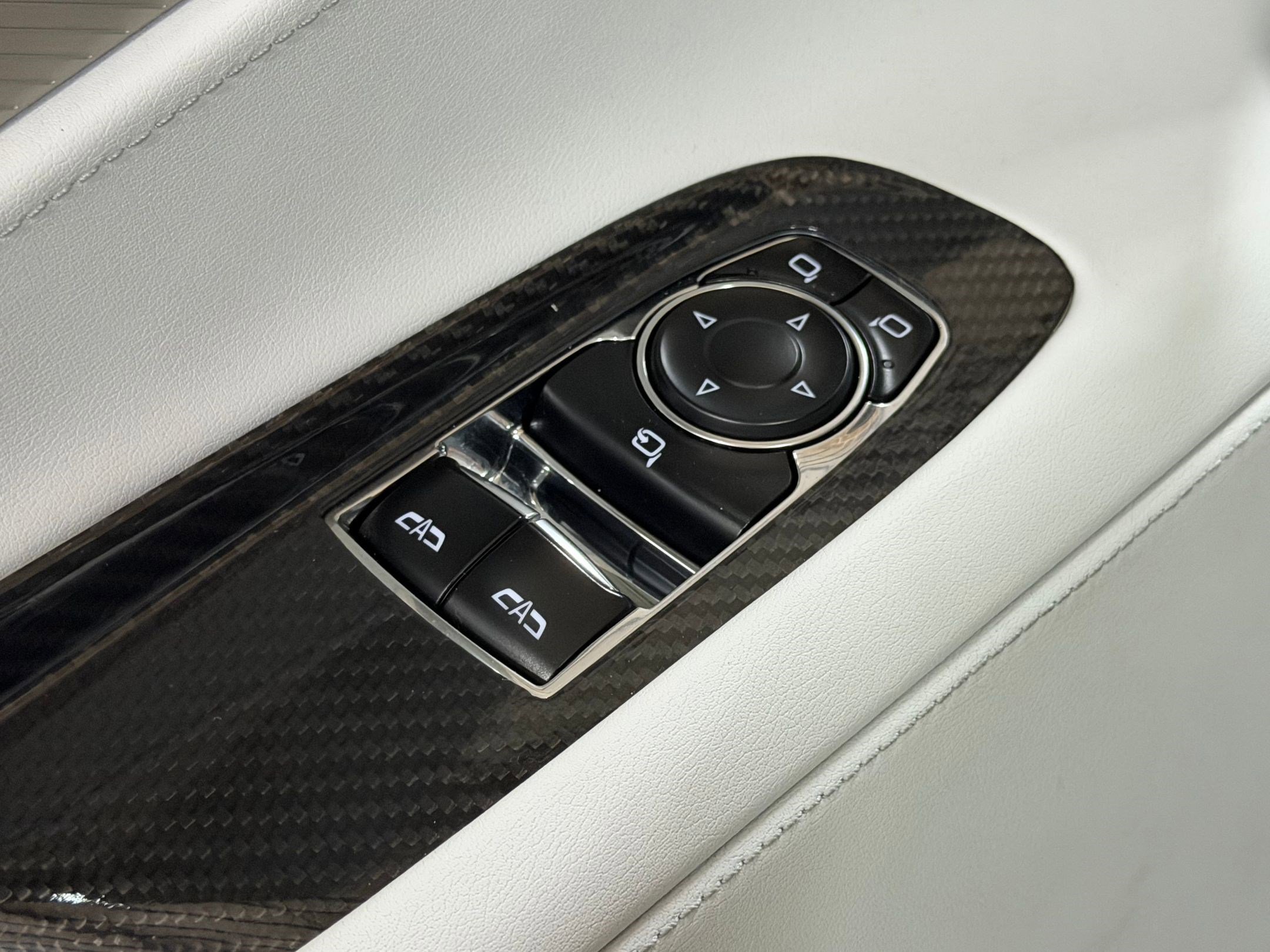 Used 2024 Chevrolet Corvette Stingray Preferred Cpe w/ Z51 Performance Package image 23