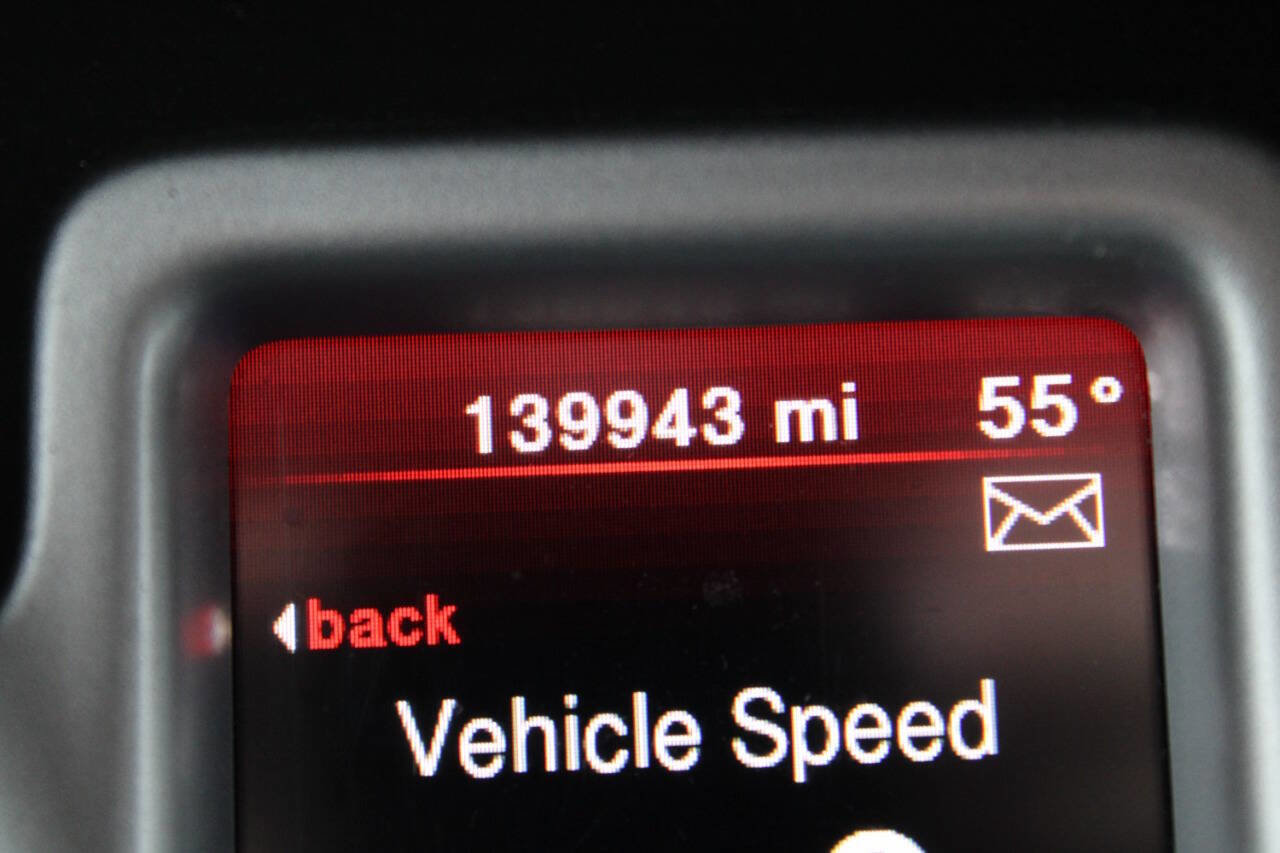 Used 2017 Dodge Journey SXT w/ Comfort/Convenience Group image 16